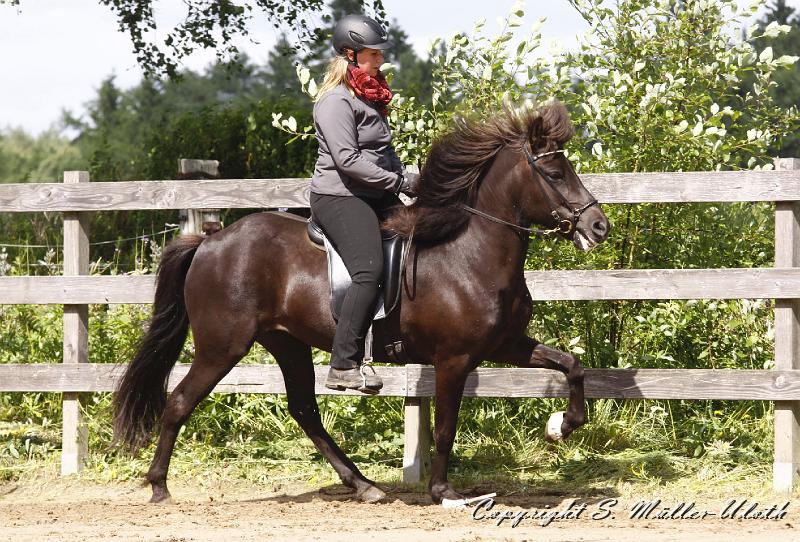 Ninja Borgmann und Venus von Heidmoor.jpg